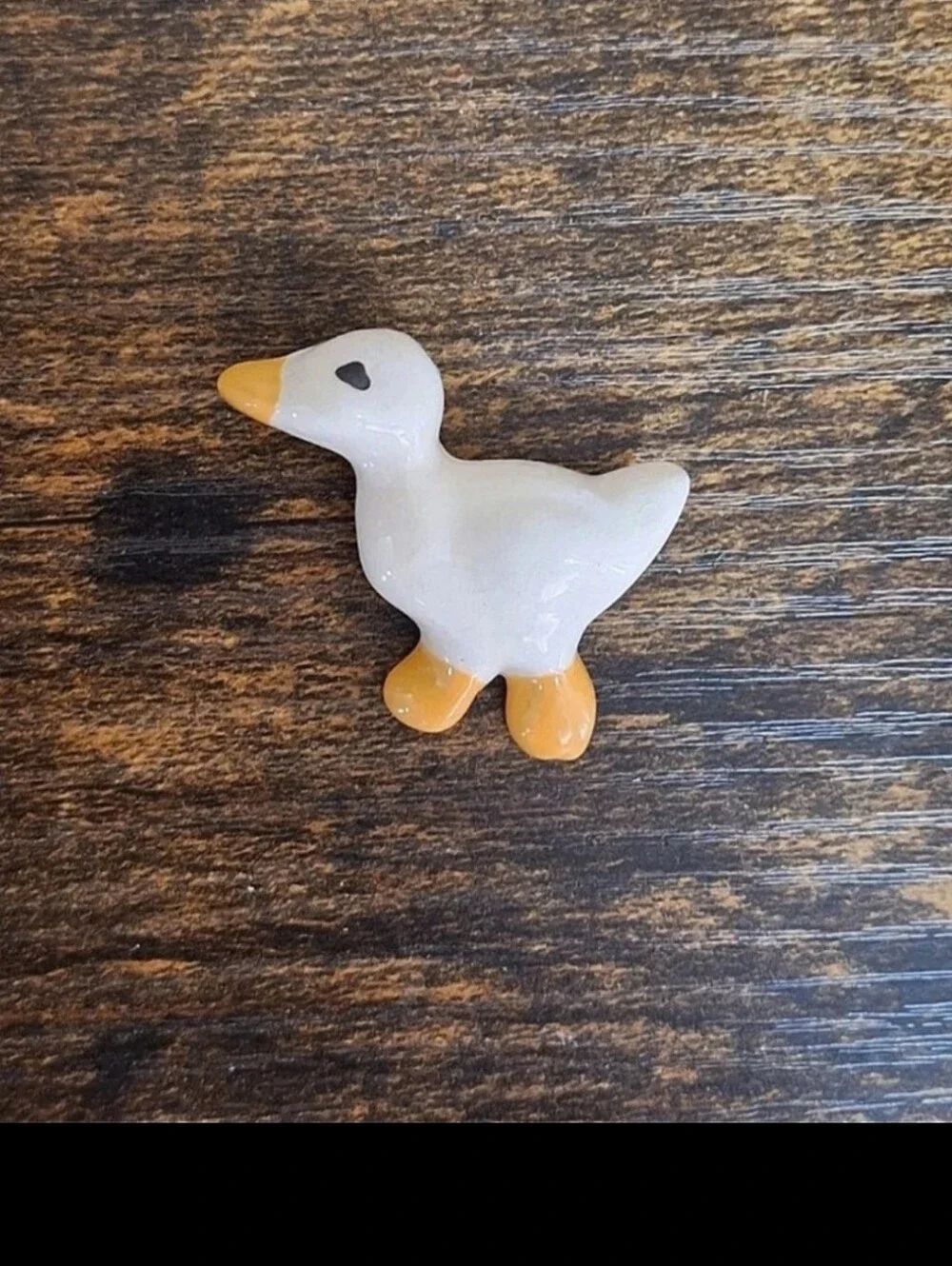1990s Ceramic Duck Pin/Brooch.